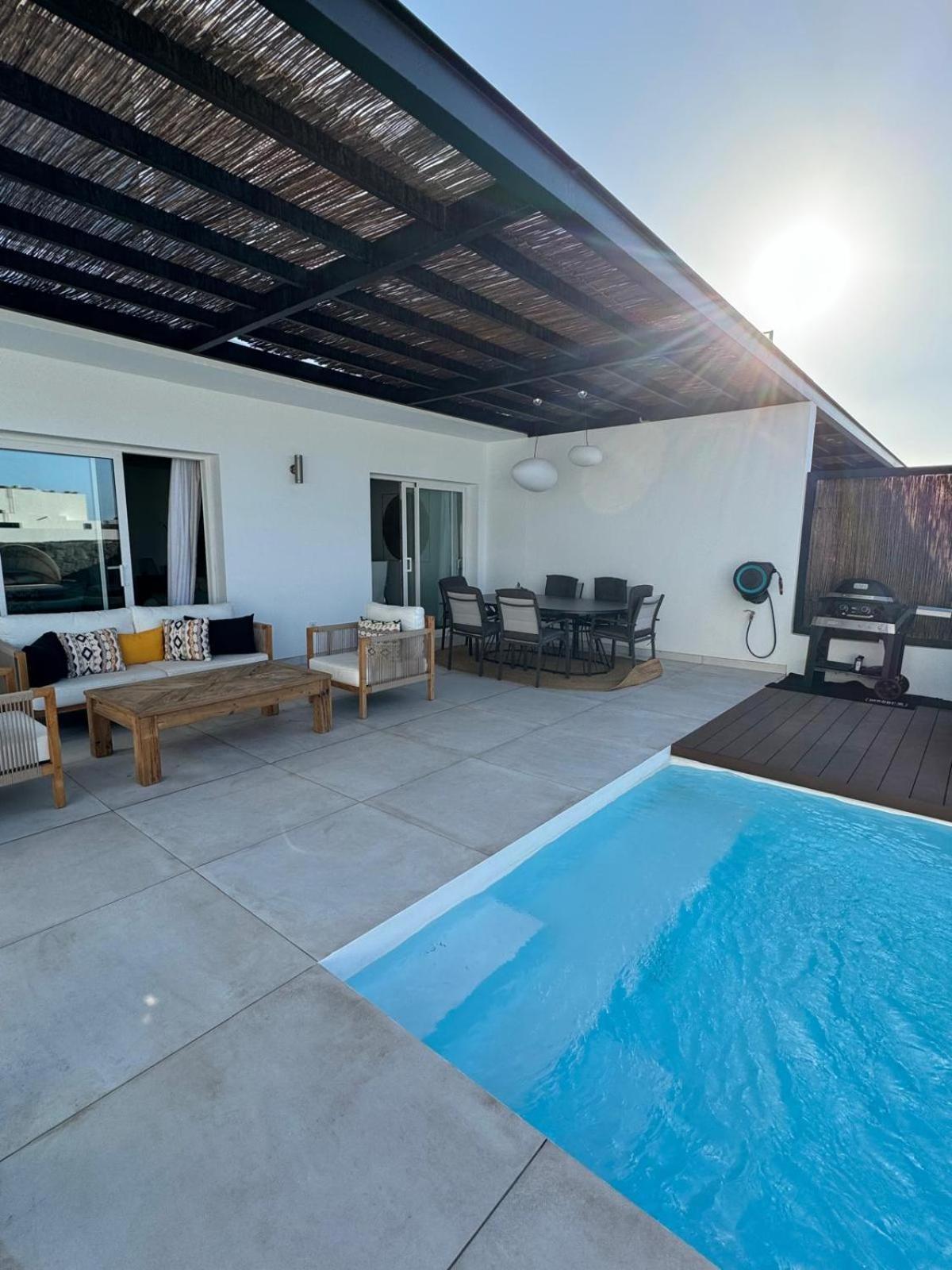 Serena Holiday Homes By Livvo Playa Blanca  Buitenkant foto